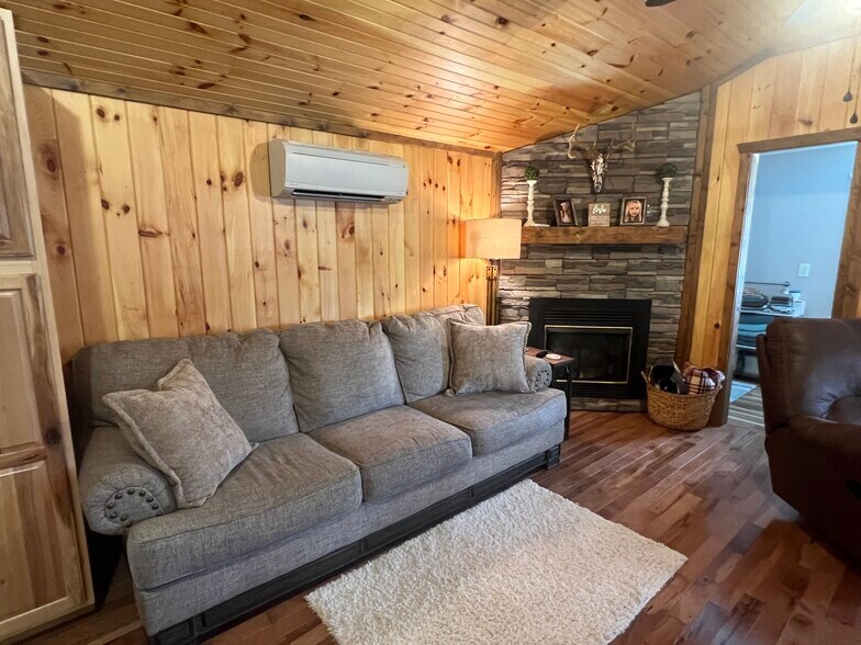 More Photos Of 462 Adams rd, Julian Trailer Camper Park For Sale