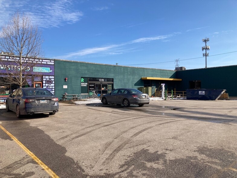 Primary Photo Of 1245 Hartrey Ave, Evanston Flex For Lease