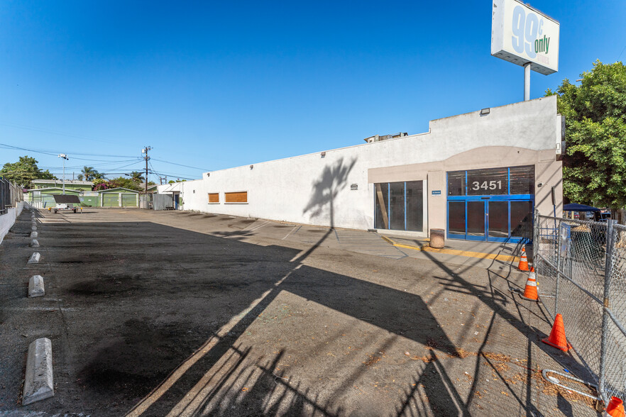 Primary Photo Of 3451 Whittier Blvd, Los Angeles Storefront Retail Office For Lease