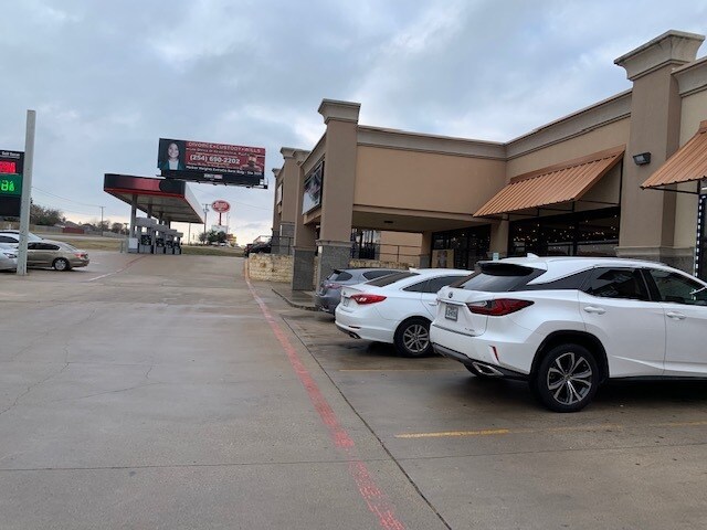 More Photos Of 403 E Stan Schlueter Loop, Killeen Freestanding For Lease