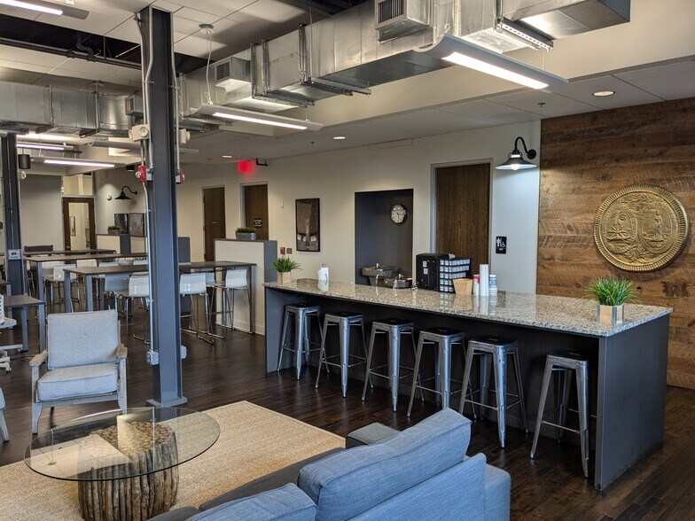 More Photos Of 116 E Main St, Rock Hill Office For Lease