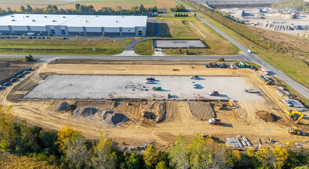 More Photos Of 16746 Pittsburgh Drive, Delaware Warehouse For Lease