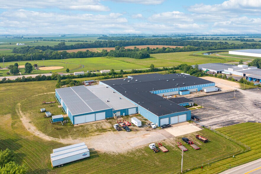 Primary Photo Of 853 E Washington St, Sabina Manufacturing For Sale