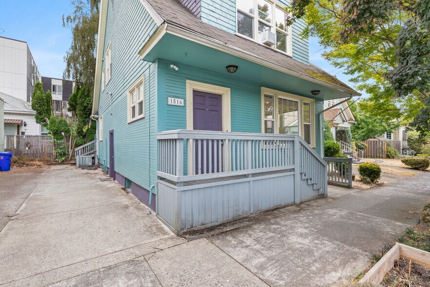 More Photos Of 1516 SE 43rd Ave, Portland Medical For Sale