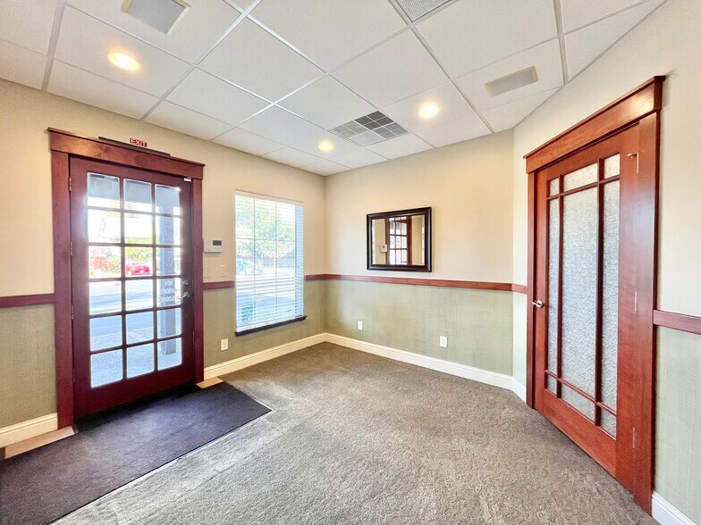 More Photos Of 8035 Madison Ave, Citrus Heights Office For Sale