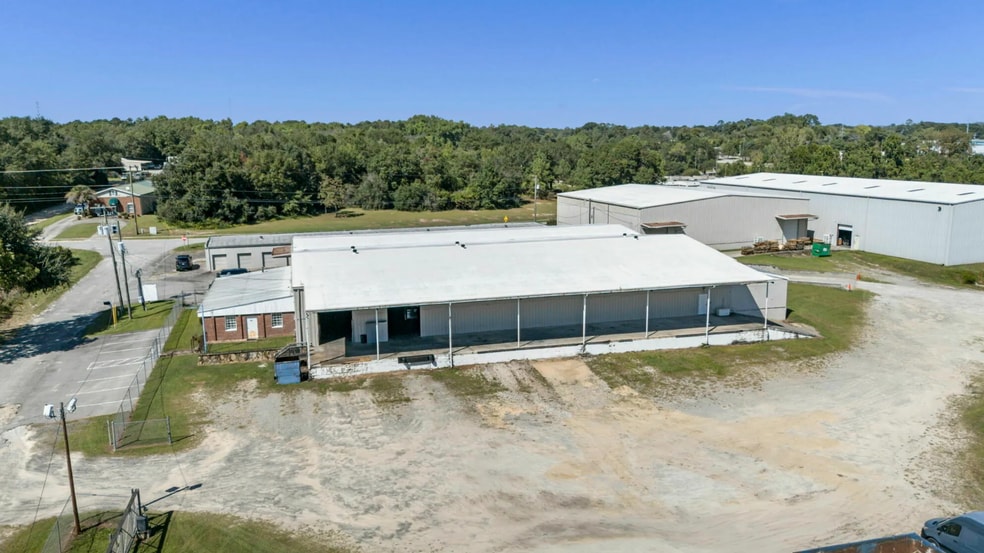 More Photos Of 1305 Dunbar Rd, Cayce Service For Lease