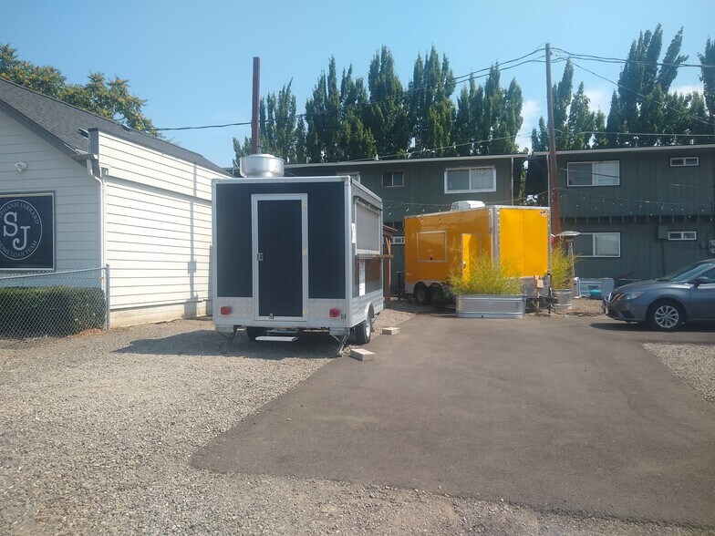 More Photos Of 719 Bennett St, Medford Land For Sale
