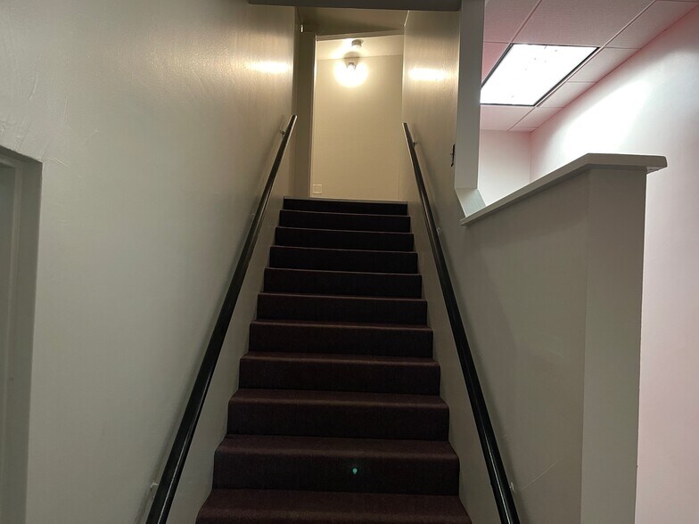 More Photos Of 2230 S Anne St, Santa Ana Manufacturing For Sale