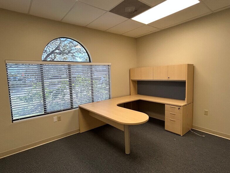 More Photos Of , Clearwater Office For Sale