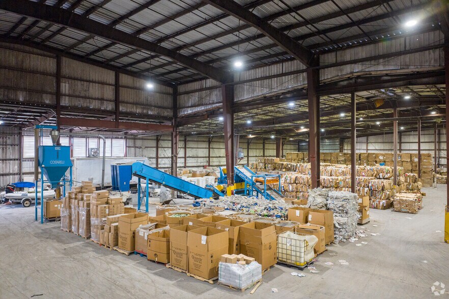 More Photos Of 2350 NW 149th St, Opa Locka Warehouse For Sale