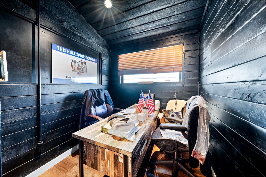 More Photos Of 720 E Lamar St, Royse City Freestanding For Sale