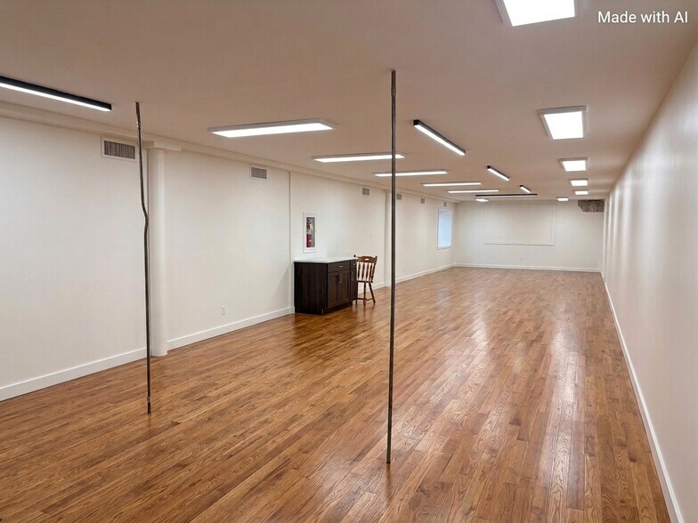 More Photos Of 202 Main Ave S, Twin Falls Coworking Space