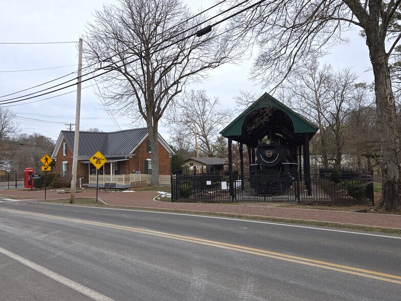 More Photos Of Cook St, Abingdon Land For Sale