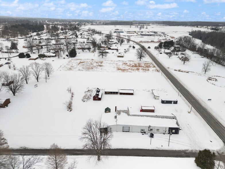 More Photos Of 677 S Cardinal Ln, Scottsburg Industrial For Sale