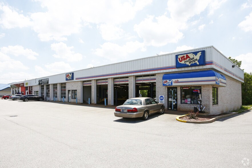 Primary Photo Of 355 Morthland Dr, Valparaiso Auto Repair For Lease