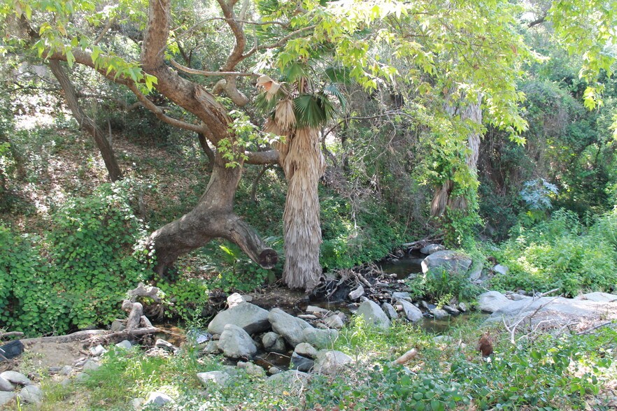 More Photos Of 2809 S Mission Rd, Fallbrook Freestanding For Lease