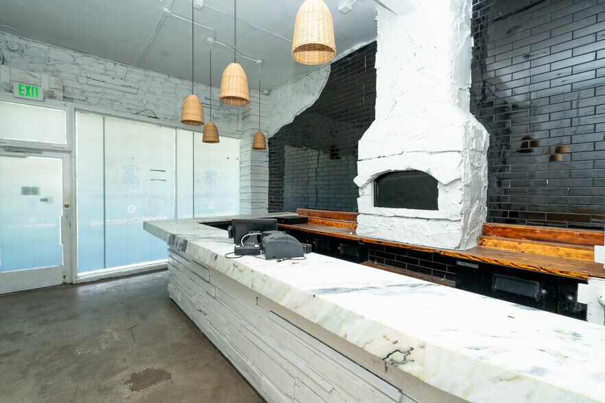 More Photos Of 1126 Central Ave, Saint Petersburg Loft Creative Space For Lease