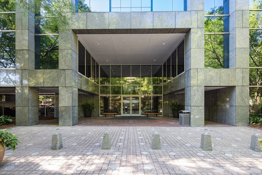 More Photos Of 100 Ashford Ctr N, Atlanta Office For Sale