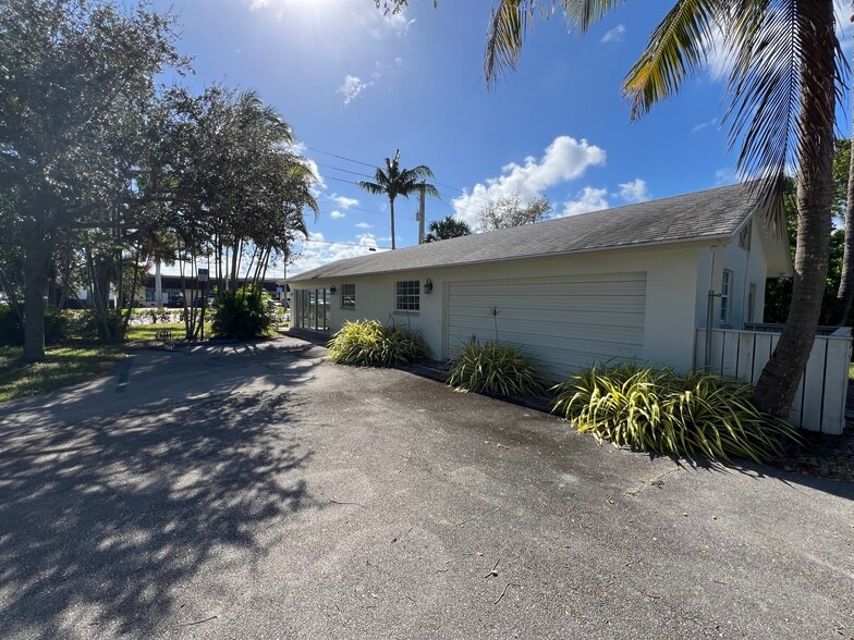 More Photos Of 201 Toney Penna Dr, Jupiter Office For Sale