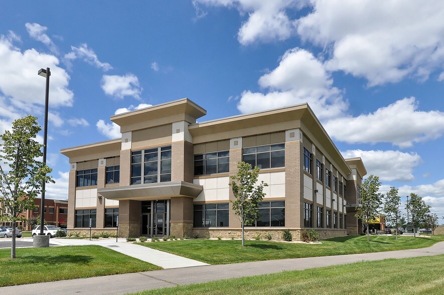More Photos Of 9000 Quantrelle Ave NE, Otsego Office For Lease