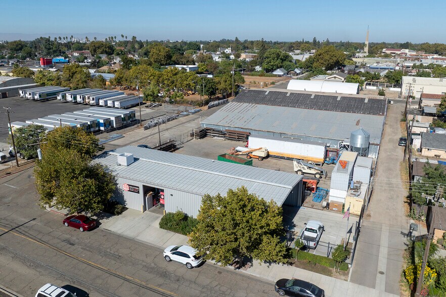 More Photos Of 213 C St, Turlock Industrial For Sale