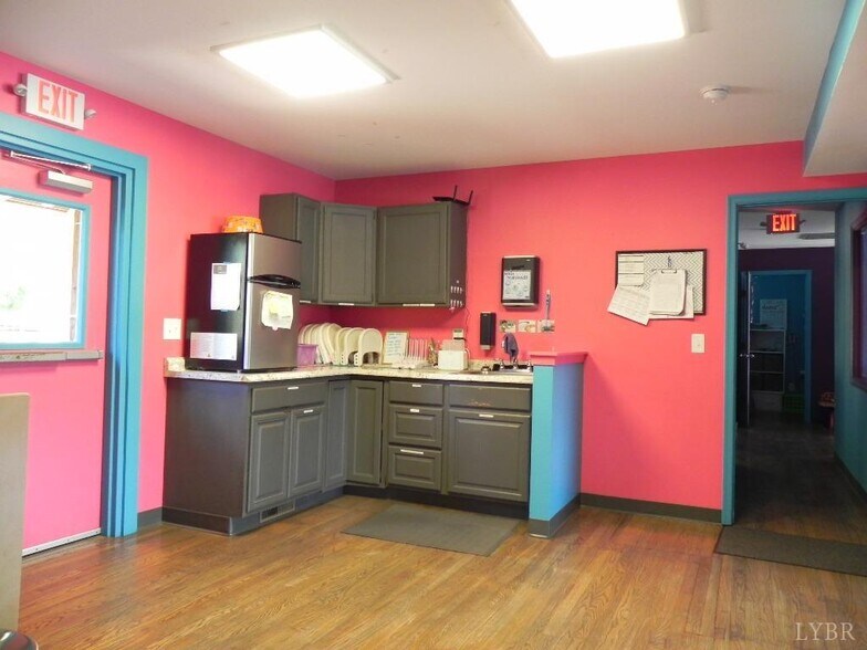 More Photos Of 249 Laxton Rd, Lynchburg Daycare Center For Sale