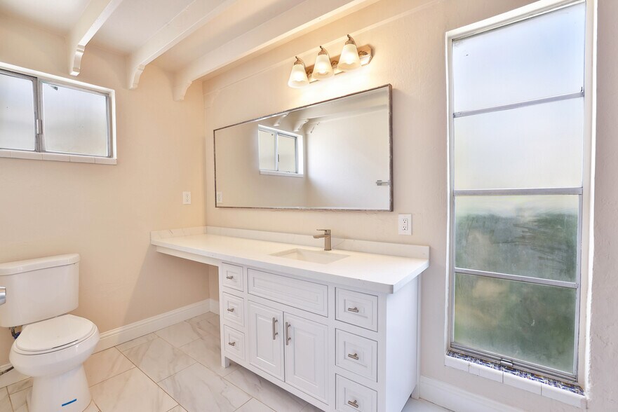 More Photos Of 992 Gale Dr, Campbell Apartments For Sale