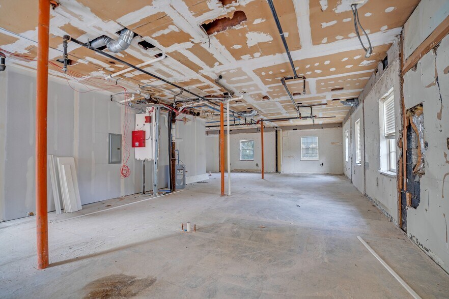 More Photos Of 230 Sherman Ave, Glen Ridge Medical For Lease