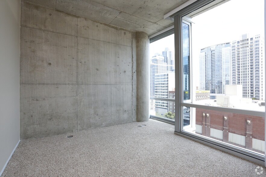 More Photos Of 1401 S State St, Chicago Apartments For Lease