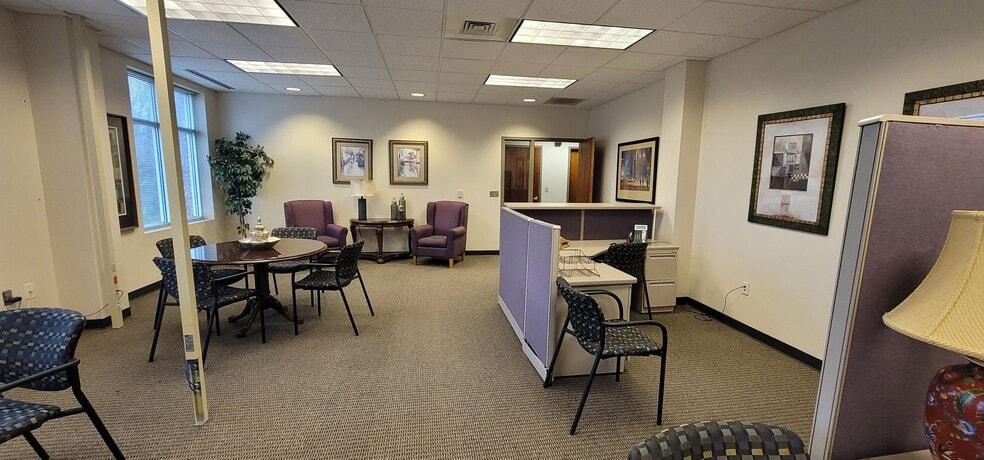 More Photos Of 225 Ray Ave, Fayetteville Loft Creative Space For Lease