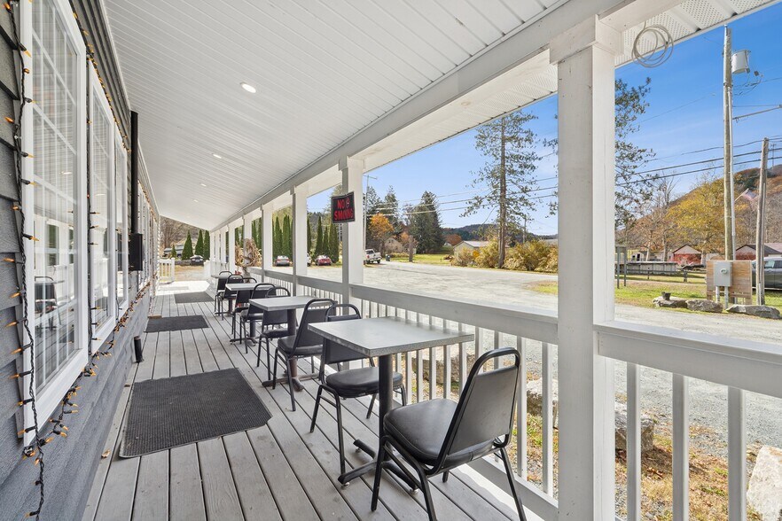 More Photos Of 17 Cherry Plain Sq, Berlin Restaurant For Sale