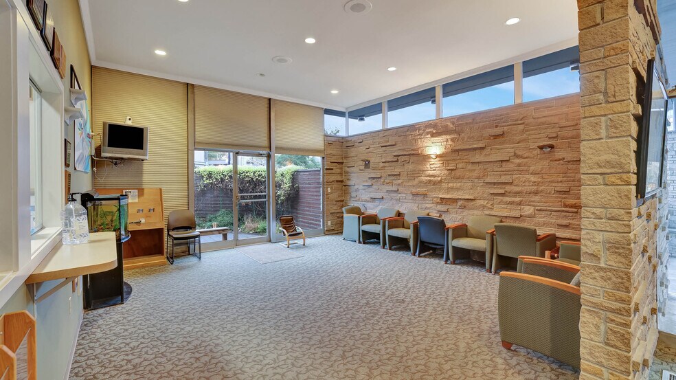 More Photos Of 18504 Bothell Way NE, Bothell Medical For Lease