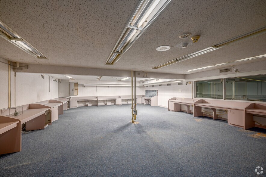 More Photos Of 925 Euclid Ave, Cleveland Office For Sale