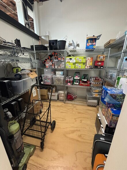 More Photos Of 269-299 Bassett St, San Jose Office Residential For Sale