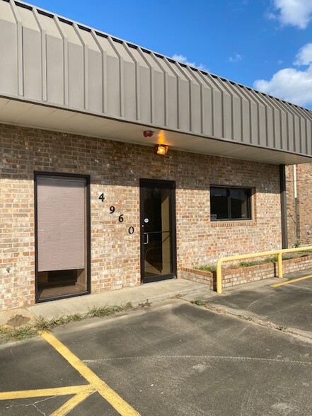 Primary Photo Of 4960 Washington Blvd, Beaumont Warehouse For Lease