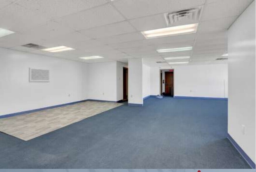 More Photos Of 55 S Progress Ave, Harrisburg Office For Sale