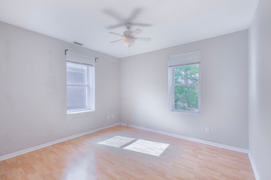 More Photos Of 5617 S Kingshighway Blvd, Saint Louis Multifamily For Sale