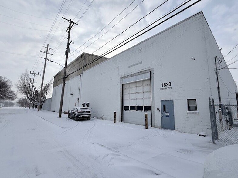 Primary Photo Of 1828 Palmer Ave, Kalamazoo Industrial For Sale