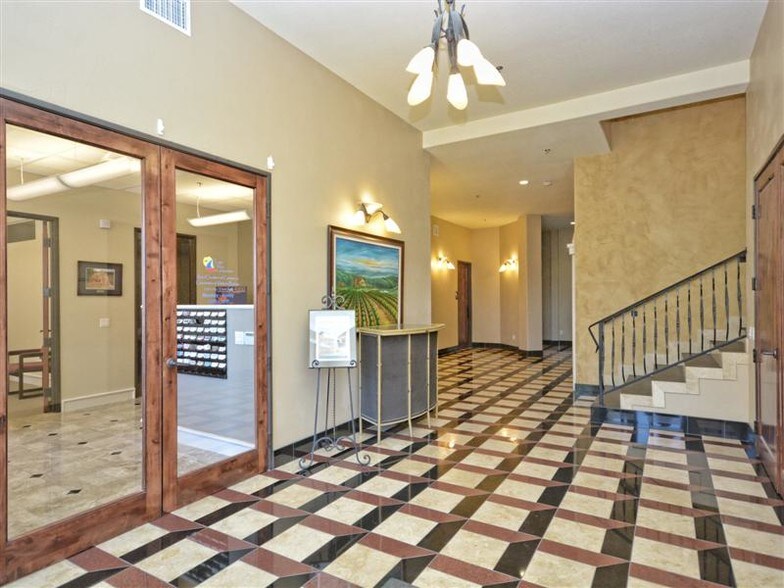 More Photos Of 20624 Hwy 1431, Lago Vista Office For Sale