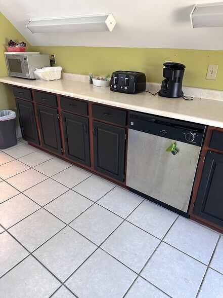 More Photos Of 411 Garrard St, Covington Office Residential For Sale