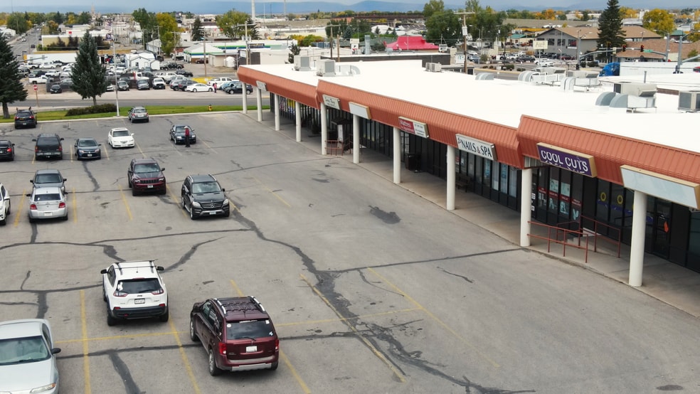 More Photos Of 1660 N 4th St, Laramie Storefront Retail Office For Lease