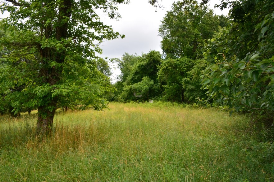 More Photos Of 8 Scobie Dr, Newburgh Land For Sale