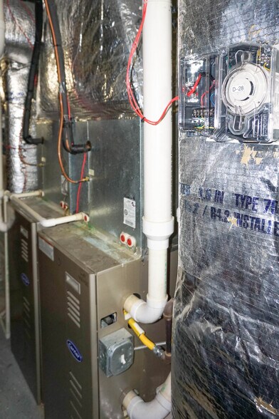 More Photos Of 1701 Martin Springs Dr, Rolla Freestanding For Sale