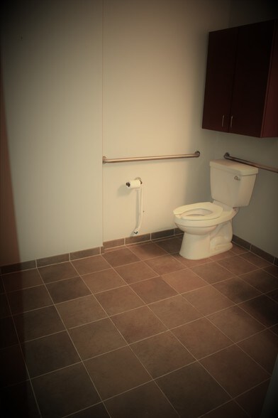 More Photos Of 1830 Peachtree Pky, Cumming Medical For Sale