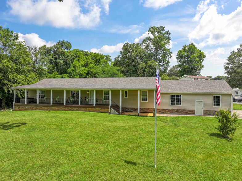 More Photos Of 104 Circle Rd, Newport Manufactured Housing Mobile Home Park For Sale
