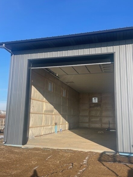 More Photos Of 1301 Main Avenue SE, Moorhead Flex For Lease