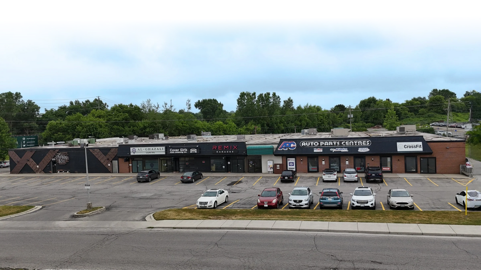 Primary Photo Of 689 Oxford St W, London Storefront For Lease