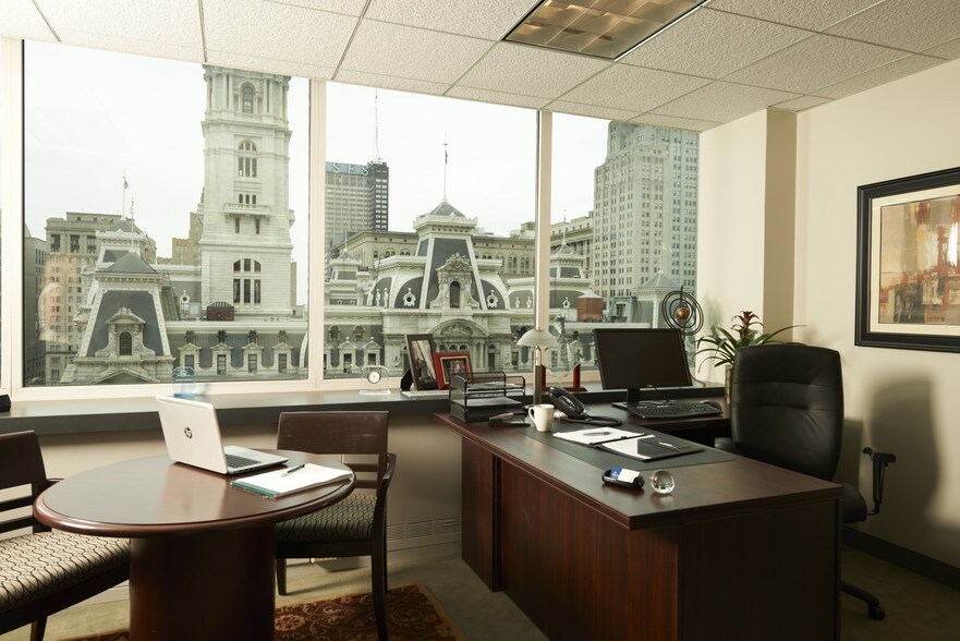 More Photos Of 1515 Market St, Philadelphia Coworking Space