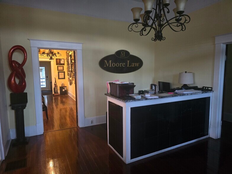 More Photos Of 3285 Main St, College Park Office Residential For Sale