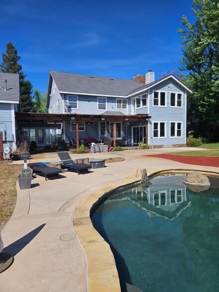 More Photos Of 10580 Dickson Rd, Plymouth Winery Vineyard For Sale